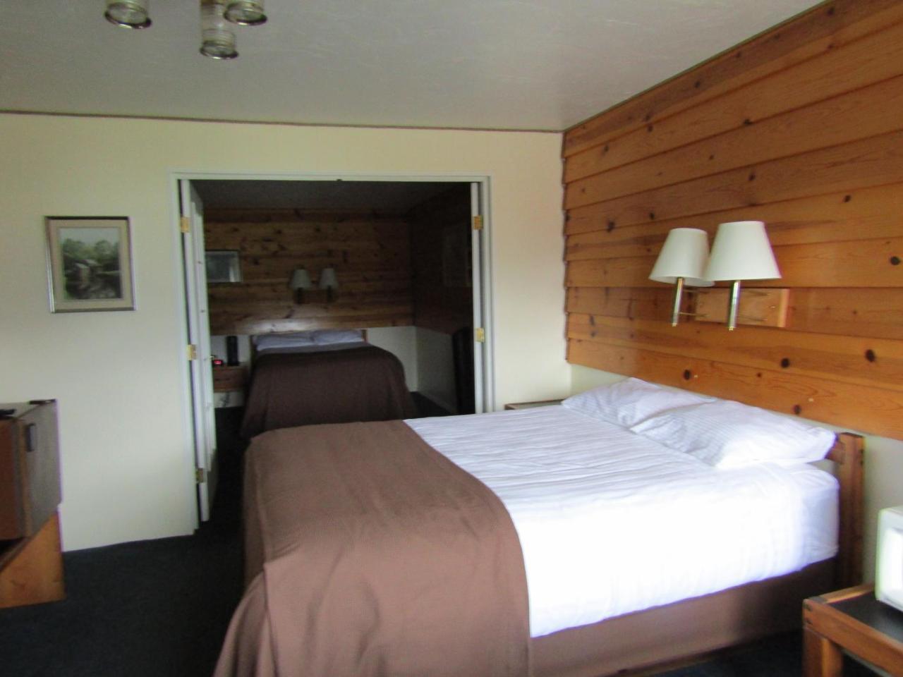 Captain'S Choice Motel Haines Quarto foto