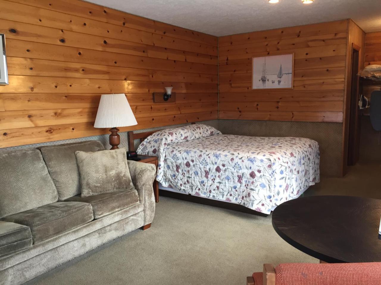 Captain'S Choice Motel Haines Quarto foto